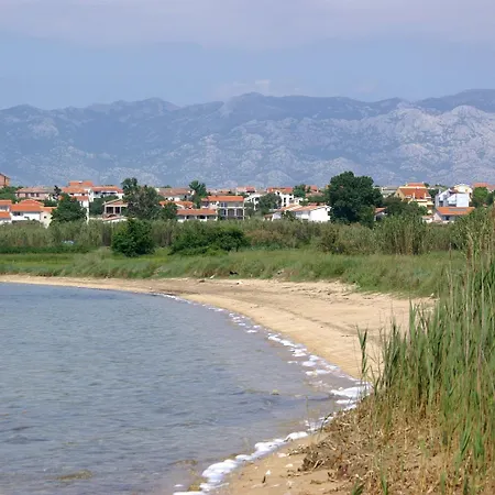 Apartmán Family-friendly With Swimming Pool Povljana, Pag - 25291 *