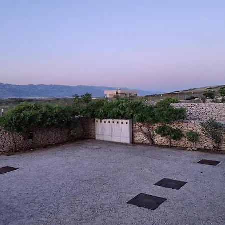 شقة Family-friendly With Swimming Pool Povljana, Pag - 25291 بوفليانا
