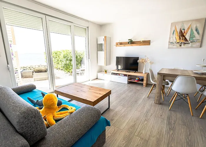 Daire Family-friendly With Swimming Pool Povljana, Pag - 25291